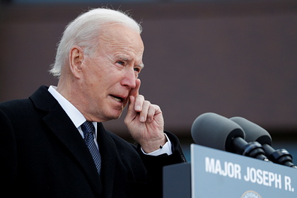 Американский конгрессмен высмеял Байдена за отказ поговорить с Путиным