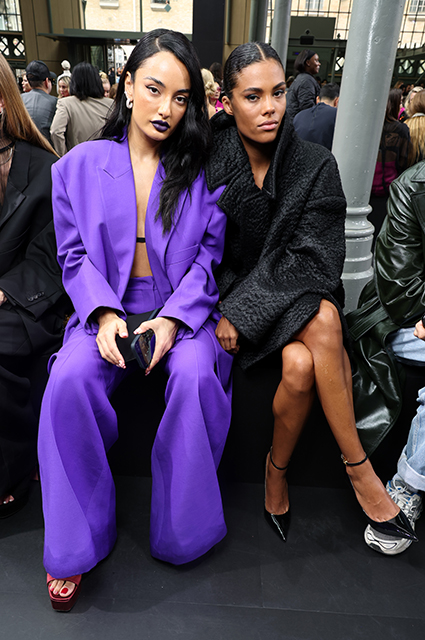 Неделя моды в Париже: Тина Кунаки, Бруклин Бекхэм и Никола Пельтц, Зендая посетили показ Valentino Неделя моды в Париже: Тина Кунаки, Бруклин Бекхэм и Никола Пельтц, Зендая посетили показ Valentino Новости моды