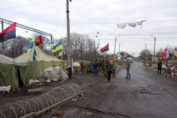Украинские радикалы собираются расширить блокаду Донбасса до Харьковской области 
