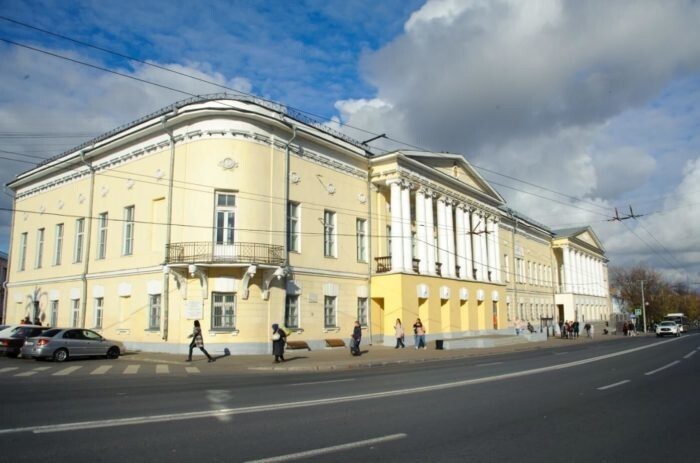 Знакомьтесь, Владимир! города, Владимира, Памятник, церковь, стиле, Здание, музея, собор, является, церкви, здания, памятник, Успенский, стоит, можно, памятника, около, улице, XVIII, также