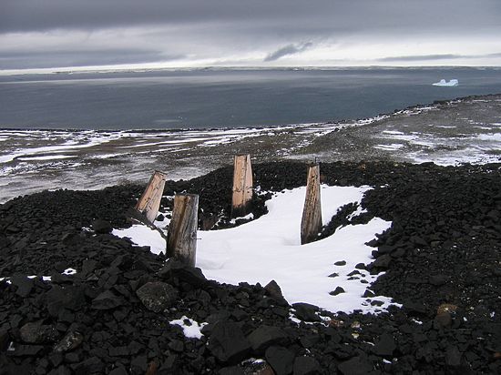 Таяние ледников обнаружило 5 неизвестных баз в Арктике известных, ранее, Растаявшие, Исследователи, новых, первый, наткнулась, экспедиция, Оказалось, раньше, океана, посреди, прямо, побережье, внимание, обратили, Северного, флота, ледники, экспедиции