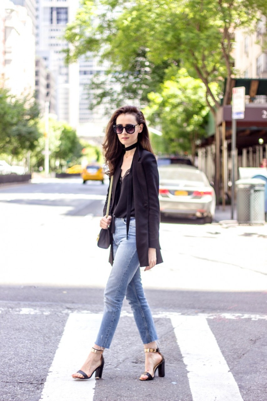 NYC Blogger: Blazer and mom jeans 5