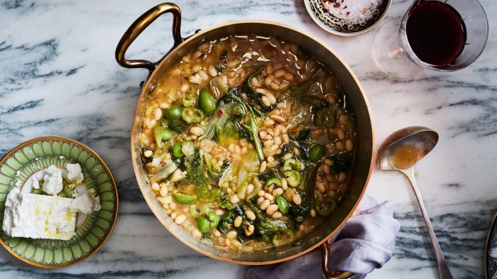  assets.bonappetit.com.