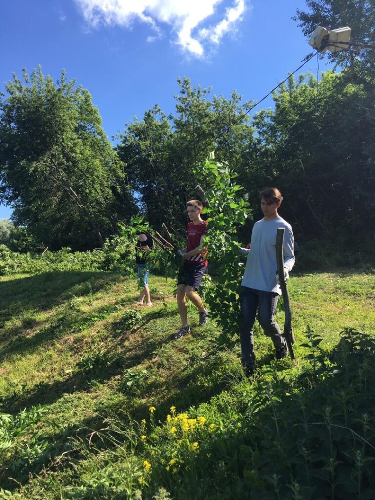 В Рязани прошёл субботник у пристани Кремля