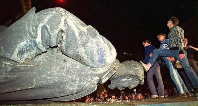 Записки Колорадского Таракана. Гопники, семки и российский взгляд на Украину украина