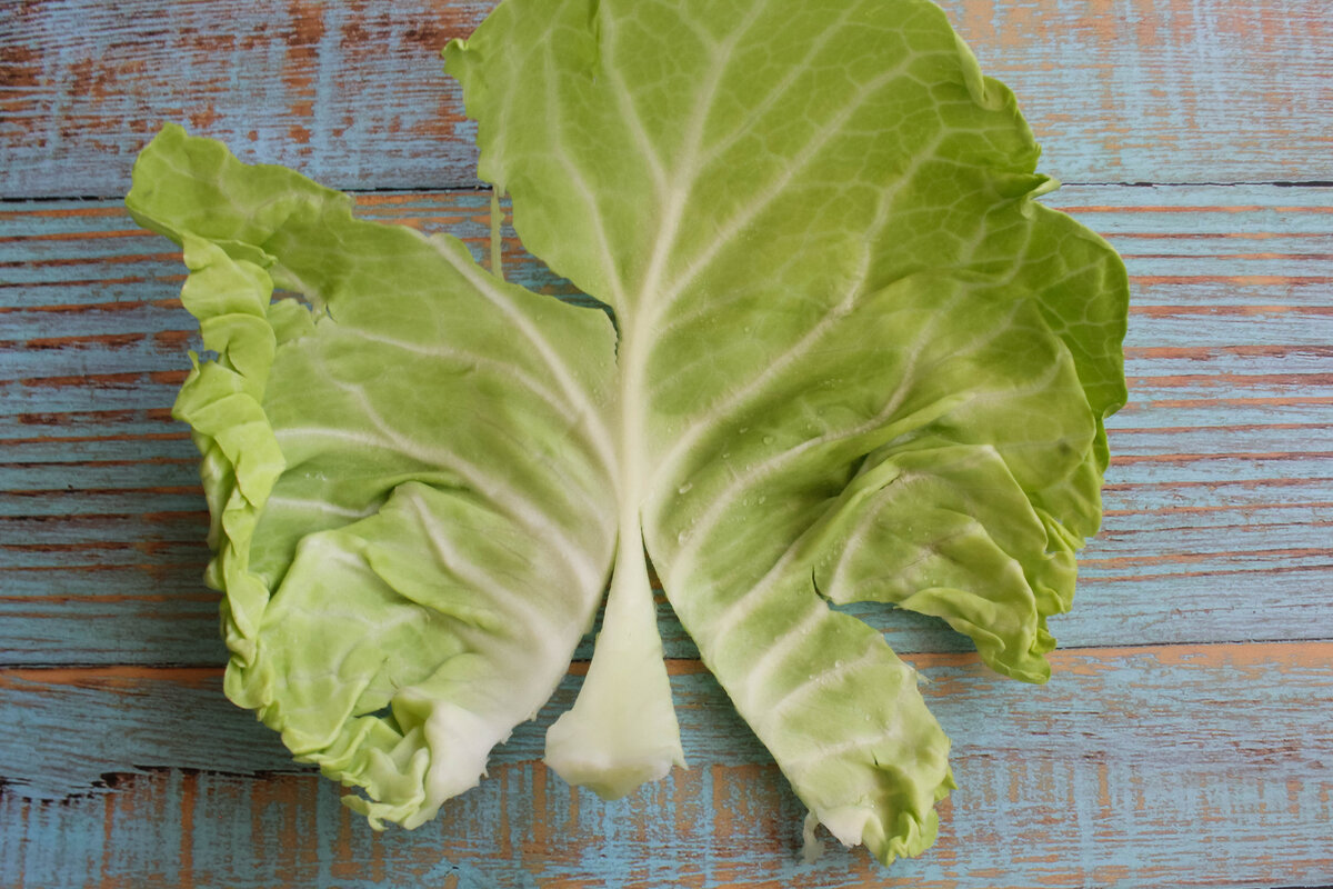 Жареные капустные листья в кляре на скорую руку Закуски,овощные блюда