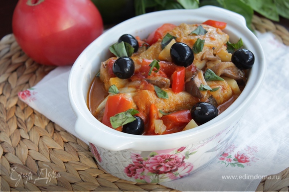 В конце приготовления добавить маслины. В конце приготовления добавить маслины.