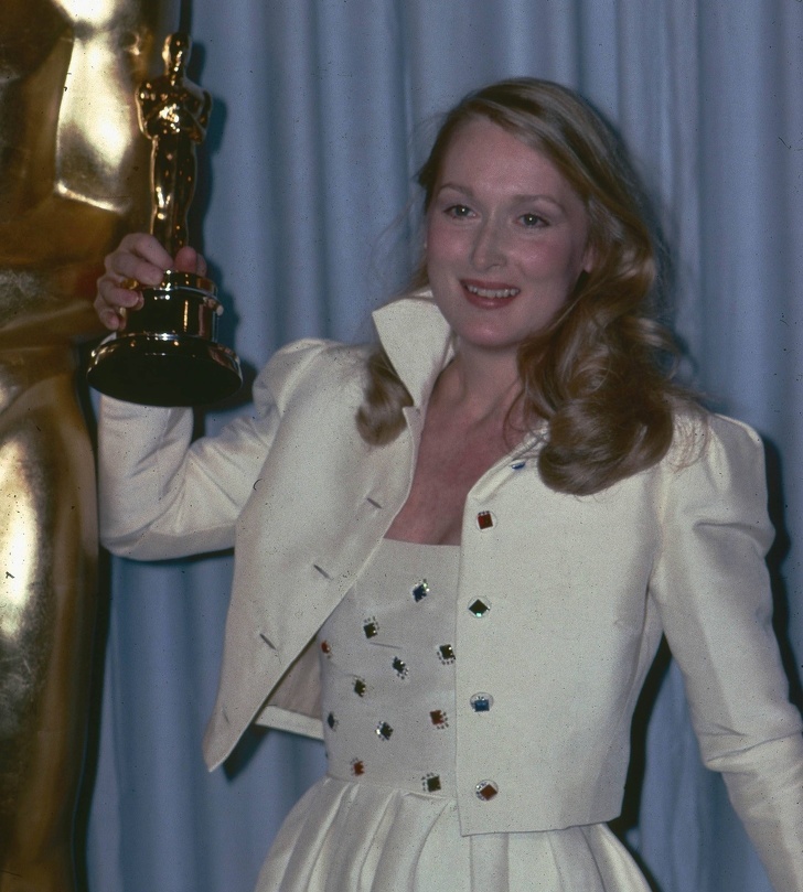 Мерил Стрип — женщина, которая никогда не ставила карьеру выше любви, но все равно добилась невероятного успеха Мерил Стрип — женщина, которая никогда не ставила карьеру выше любви, но все равно добилась невероятного успеха загадочность,знаменитости,интересное,очарование,фотографии