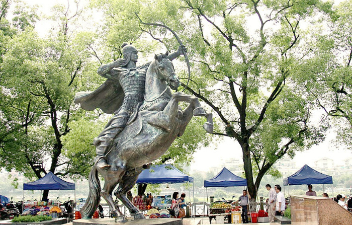 Китайский памятник Ма Юаню