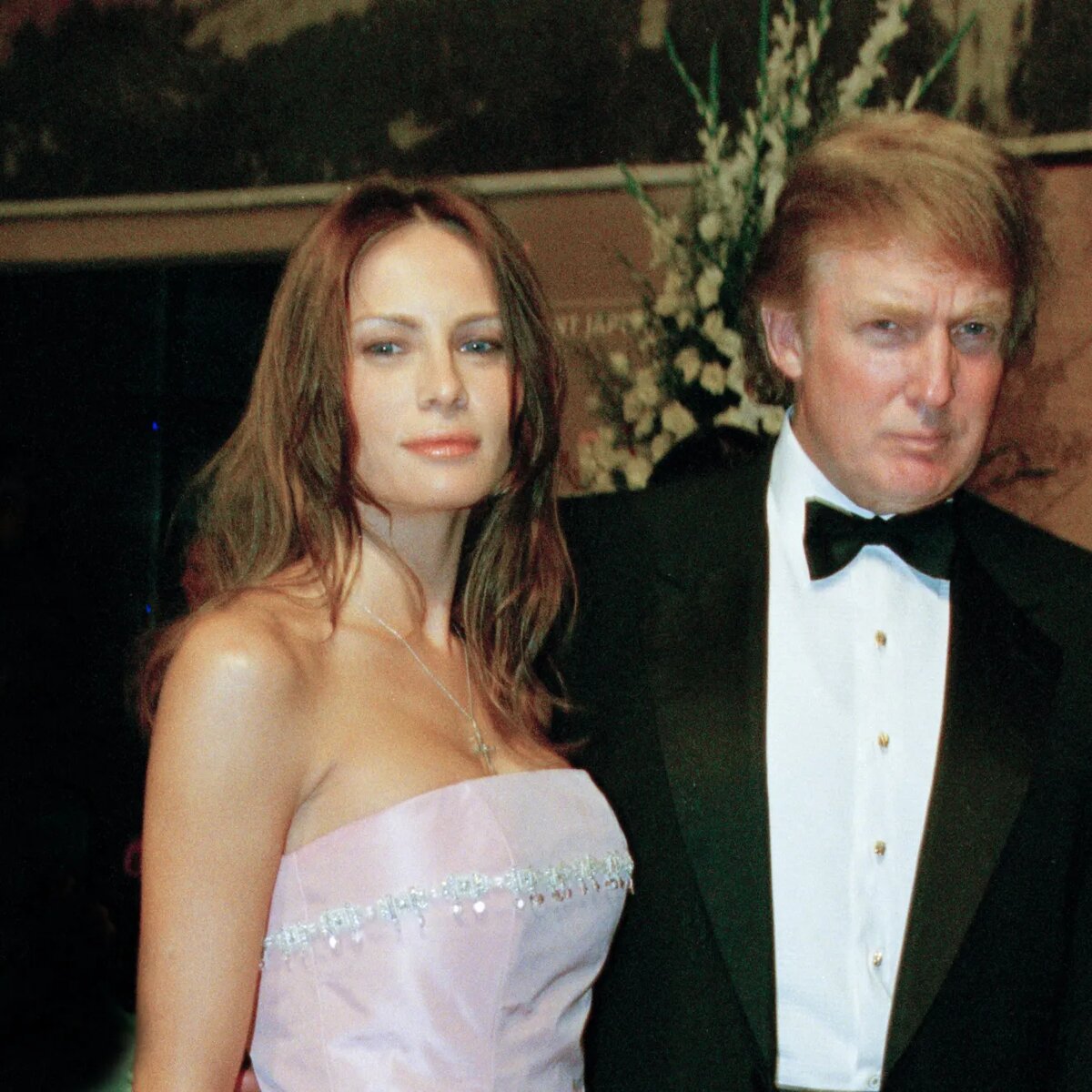  Не нужно быть специалистом по отношениям, чтобы понять, что у Дональда и Мелании Трамп необычный брак. У этих двоих, впервые встретившихся в 1998 году, на первый взгляд, не так уж много общего.-3