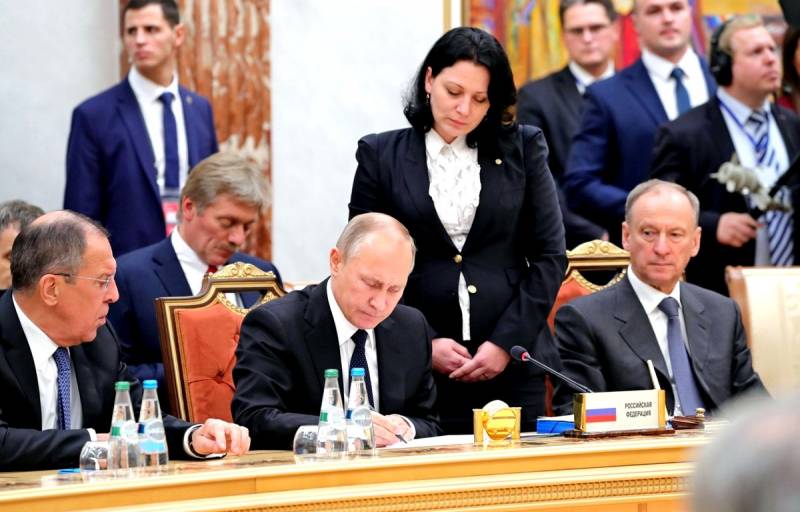 Россия не теряет постсоветское пространство, а переформатирует его под себя Политика