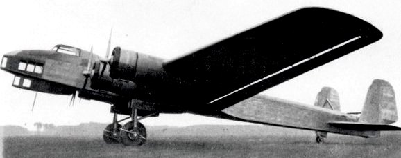 Тяжелые бомбардировщики Третьего Рейха Тяжелые бомбардировщики Третьего Рейха Авиация