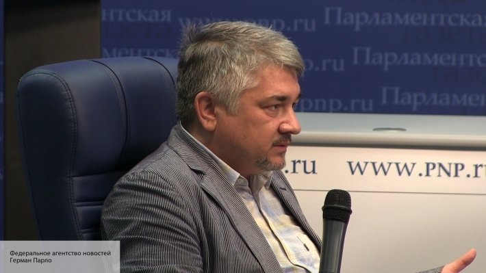 Тимошенко блефует, импичмент для Порошенко невозможен: есть лишь один способ отправить главу Украины в отставку