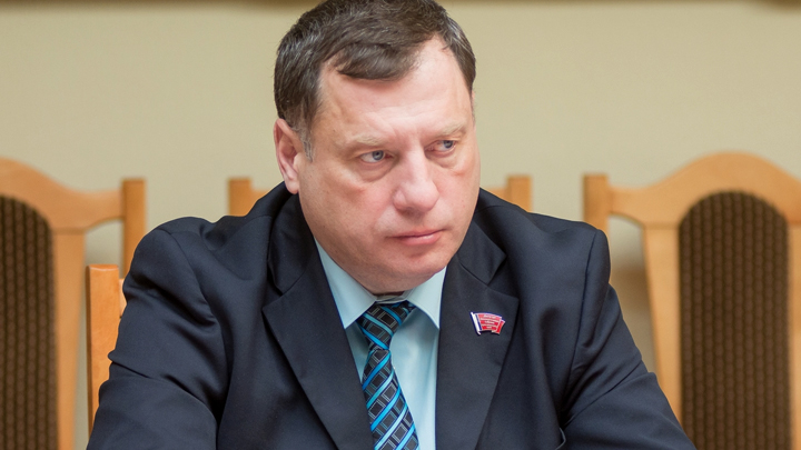 Служить будет денежней, служить будет веселей армия