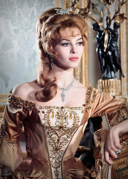 Как сейчас выглядит «Анжелика — маркиза ангелов»