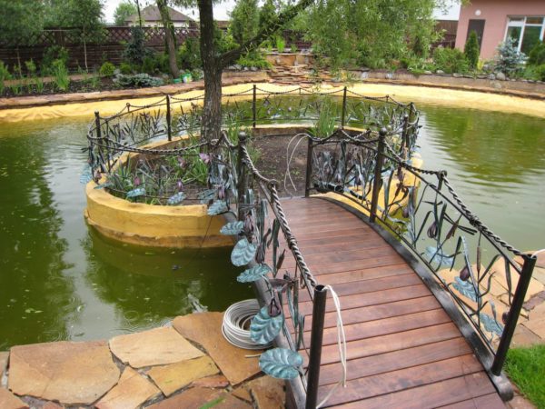 декоративный садовый мостик