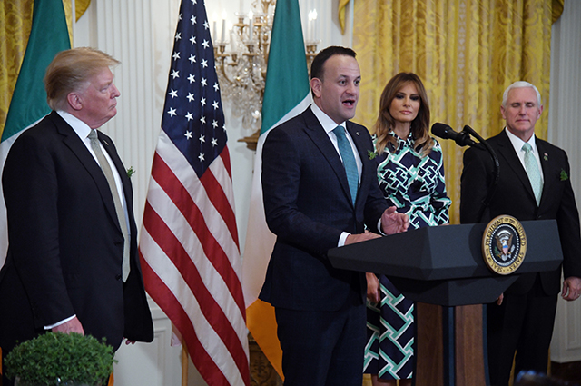 Мелания и Дональд Трамп на встрече с премьер-министром Ирландии в Белом доме Звездный стиль