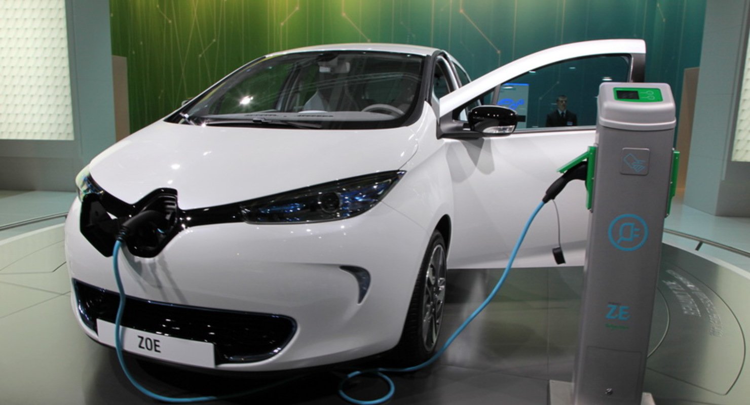 Почти треть электрокаров на вторичном рынке РФ продаётся со штрафами