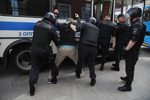 Евросоюз назвал неадекватным применение силы к протестующим в Москве Евросоюз назвал неадекватным применение силы к протестующим в Москве общество,политика,россияне