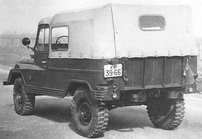 «Надежность опытных образцов низкая»: УАЗ-469 пробивает дорогу в серию оружие