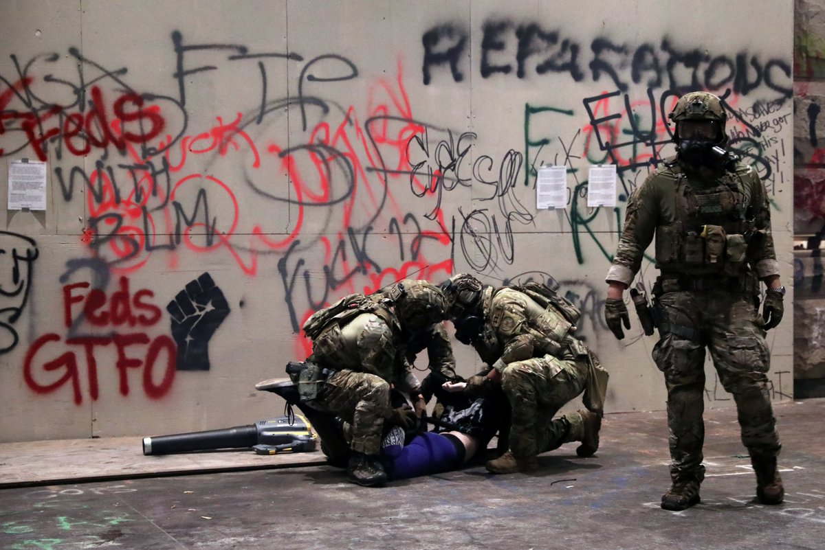 Протесты в Портленде 23-24 июля Протесты в Портленде 23-24 июля