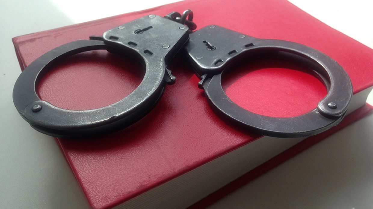 У юристов крупной газовой компании украли 12 миллионов рублей из машины