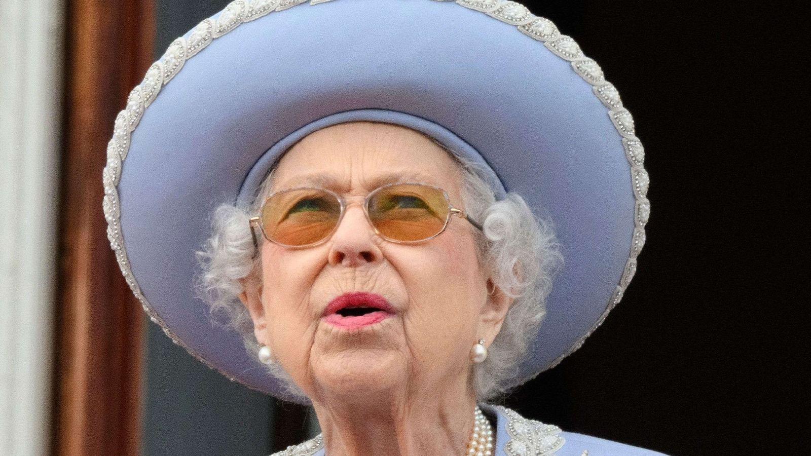 Гробовщик объяснил, как сохраняют тело Елизаветы II в период десятидневного прощания