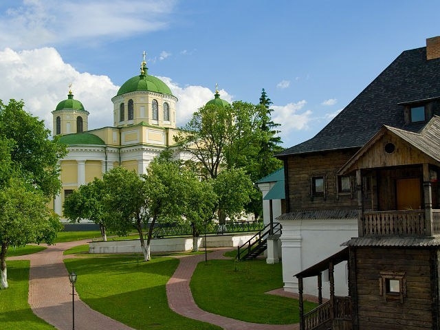 Церкви открыты для посещения