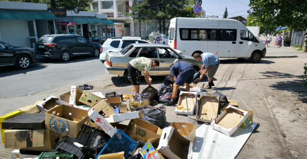 Незаконная Торговля на улицах Севастополя