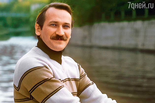 «ДЛЯ ЛЕОНИДА ФИЛАТОВА ЛЮБОВЬ К ВАРЛЕЙ БЫЛА МУЧИТЕЛЬНА И БЕЗНАДЕЖНА...»