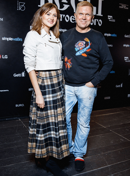 Анна Седокова и Янис Тимма, Екатерина Варнава и другие на премьере спектакля Константина Богомолова "Бесы Достоевского" Анна Седокова и Янис Тимма, Екатерина Варнава и другие на премьере спектакля Константина Богомолова "Бесы Достоевского" Звезды,Новости о звездах