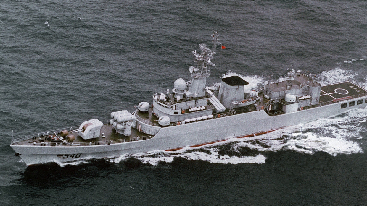 Корабли ВМС Китая вошли в территориальные воды Японии у спорных островов Сенкаку