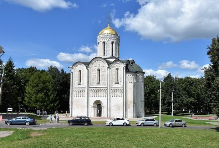 Знакомьтесь, Владимир! города, Владимира, Памятник, церковь, стиле, Здание, музея, собор, является, церкви, здания, памятник, Успенский, стоит, можно, памятника, около, улице, XVIII, также