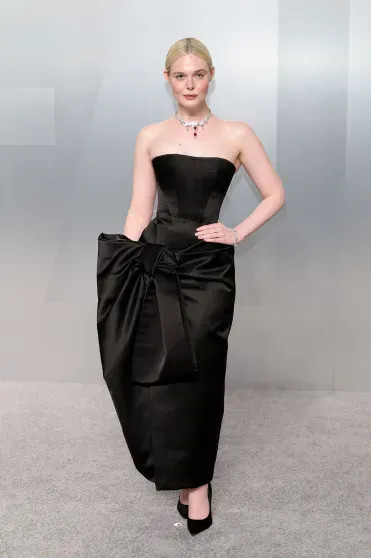 Голливудский блеск: как звёзды отпраздновали "Оскар" на вечеринке Vanity Fair