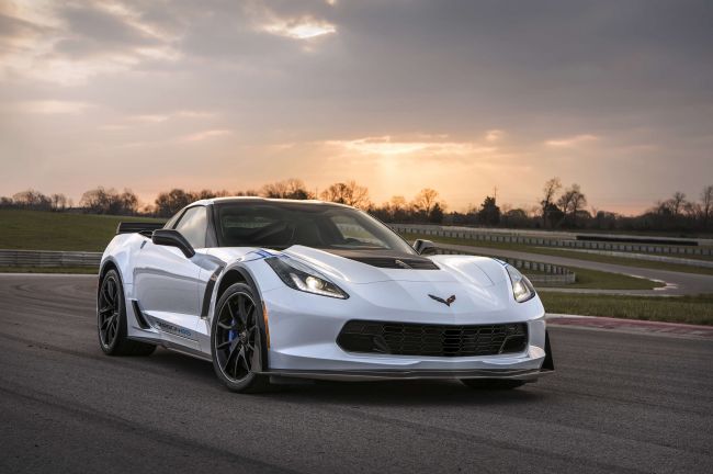 Chevrolet для Corvette подготовила юбилейную версию