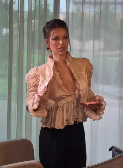 Виктория Дайнеко, Мария Миногарова, Елизавета Базыкина и жена владельца ИД 