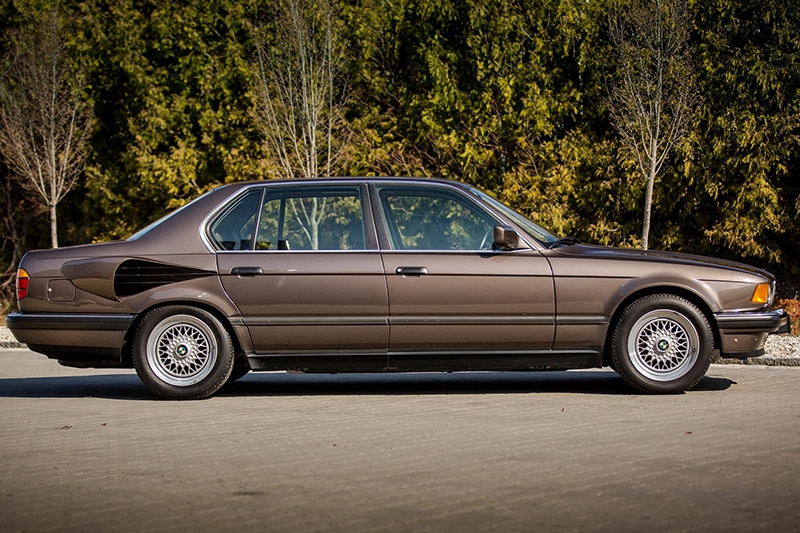 V16 от BMW был шедевром, который не пошел в массы V16 от BMW был шедевром, который не пошел в массы