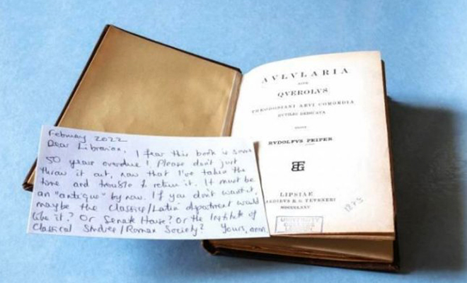 Книгу анонимного автора вернули в библиотеку через 50 лет. Имени читателя никто не знает