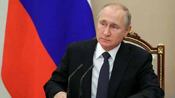 Президент РФ Владимир Путин на совещании с постоянными членами Совета безопасности. 5 июля 2019