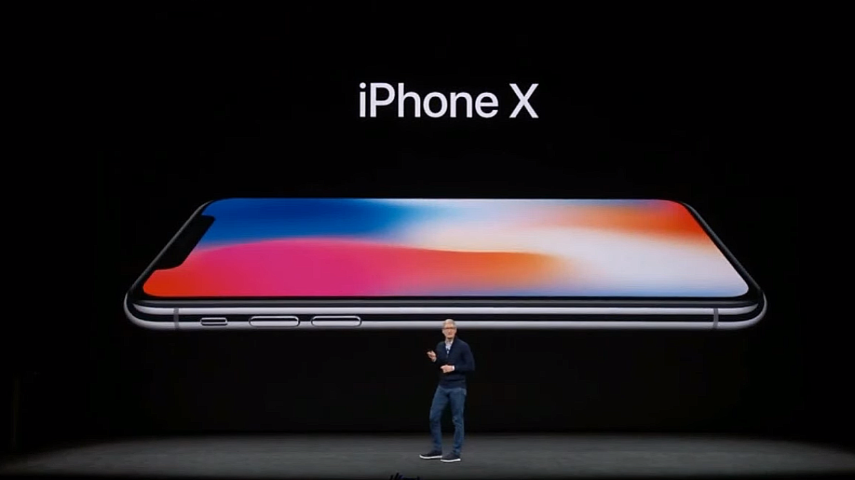 В Сингапуре показали самый дорогой в мире чехол для iPhone X