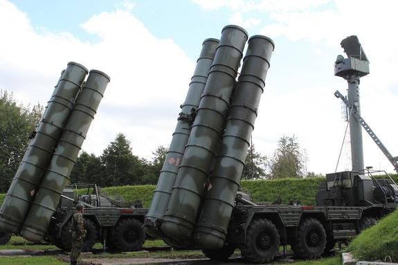 Баранец: Россия может развернуть свои вооружения на Кубе и в Венесуэле в случае поставок США тяжелой военной техники Украине