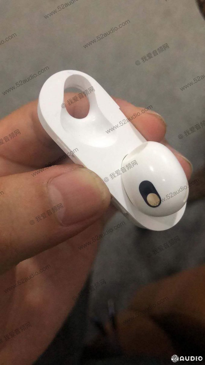 Первые фото бюджетных беспроводных наушников Apple AirPods apple,будущее,гаджеты,мобильные телефоны,наука,Россия,смартфоны,телефоны,техника,технологии