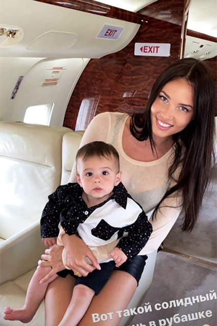 Анастасия Решетова и Тимати встретились после месяца разлуки и развеяли слухи о своем разладе Анастасия Решетова и Тимати встретились после месяца разлуки и развеяли слухи о своем разладе Звездные пары