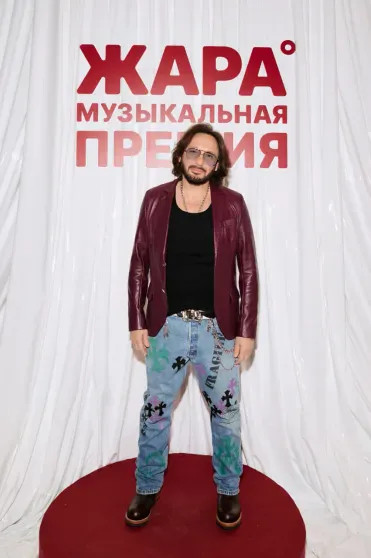 Алсу, Дима Билан, Сергей Лазарев, Полина Гагарина, Джиган, Кети Топурия и Клава Кока посетили премию 