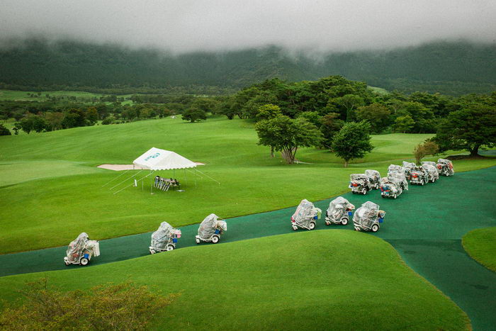 Уличная фотография Shin Noguchi. Очень интересные и остроумные фотографии Японии 