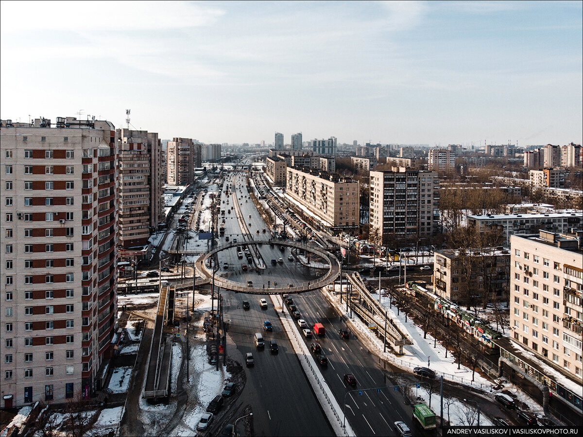 "Краб" на проспекте Славы: самый необычный надземный переход Санкт-Петербурга автотуризм