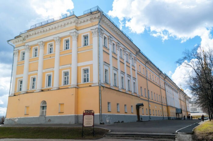 Знакомьтесь, Владимир! города, Владимира, Памятник, церковь, стиле, Здание, музея, собор, является, церкви, здания, памятник, Успенский, стоит, можно, памятника, около, улице, XVIII, также