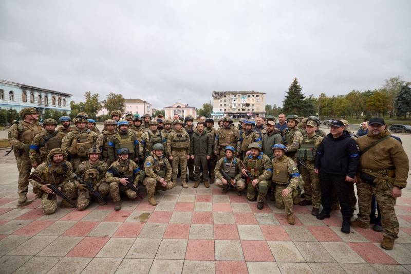 Украинская пресса: Зеленский посетил Изюм украина