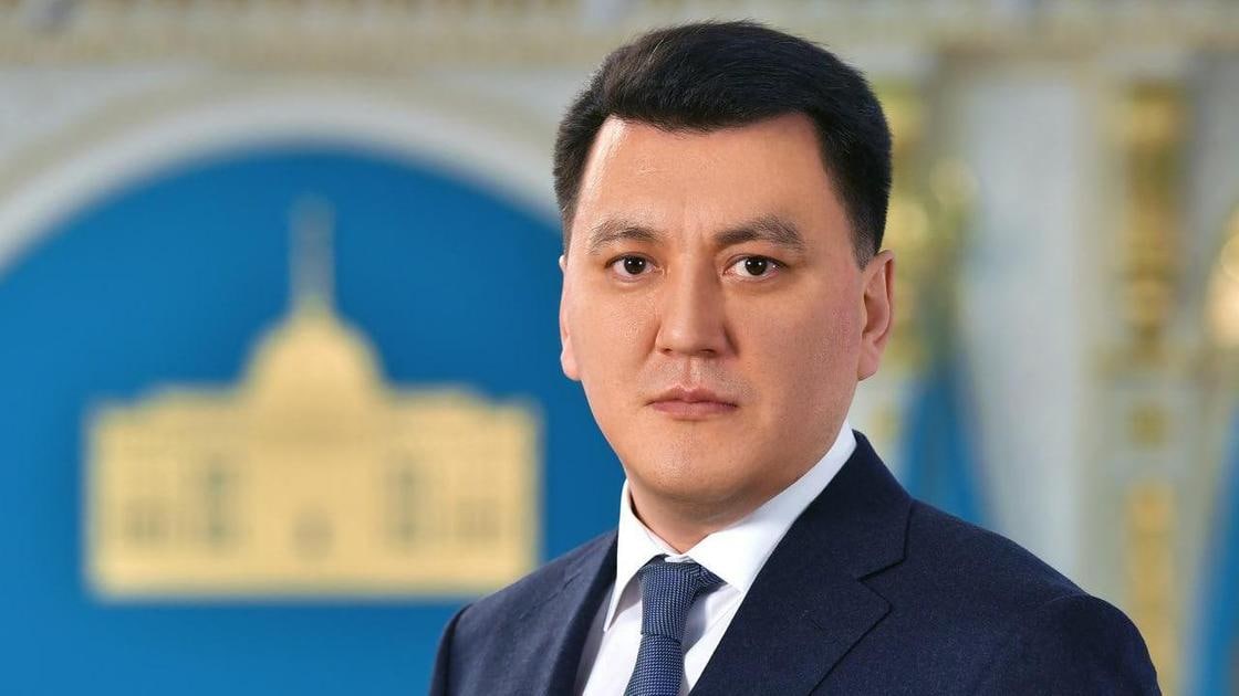 «Украинизация» Казахстана идет семимильными нацистскими шагами геополитика