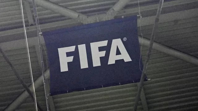 ФИФА и УЕФА грозят испанским клубам отстранением